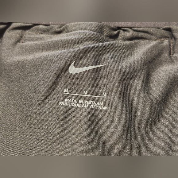 NWT Set of 2 Nike Women's size Medium Running Shorts - Picture 14 of 16